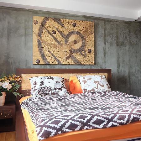 Iris Hostel Csiangmaj Kültér fotó
