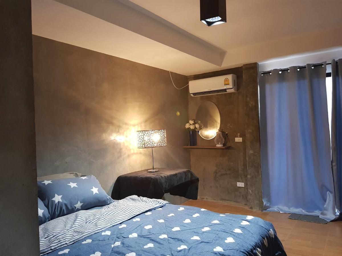 Iris Hostel Csiangmaj Kültér fotó