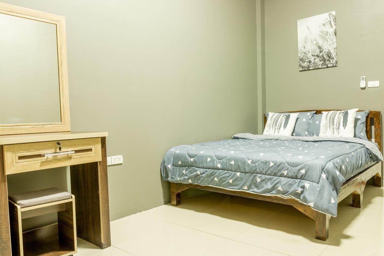 Iris Hostel Csiangmaj Kültér fotó